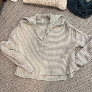 Free people knit sweater. Size S.